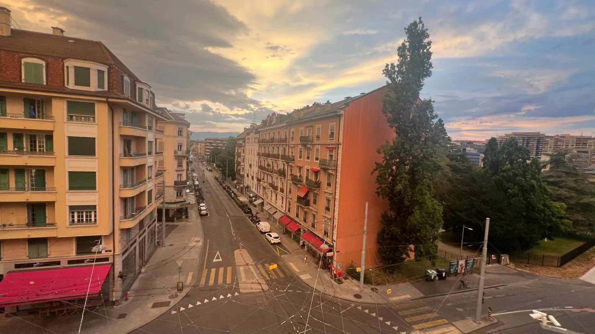 Appartement En Centre-Ville Geneve Lägenhet